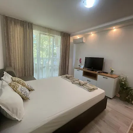 студио симона 3 - първа линия море Διαμέρισμα Lozenets